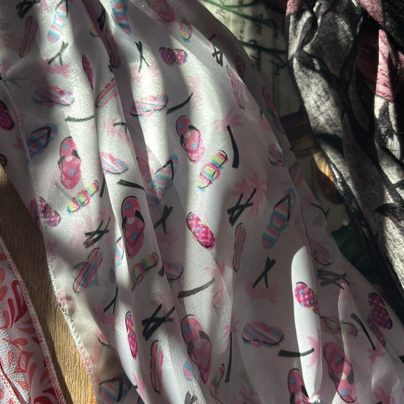 Lot of 10 scarves - Picture 6 of 7